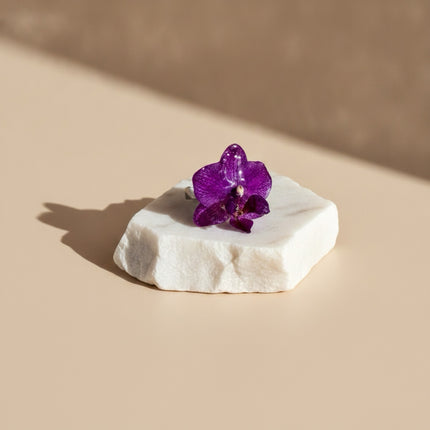 Δαχτυλίδι με Mini Ορχιδέα Phalaenopsis σε υγρό γυαλί
