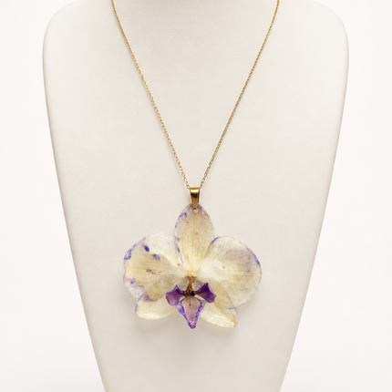Μενταγιόν με Αληθινή Ορχιδέα Phalaenopsis Μωβ σε Υγρό Γυαλί
