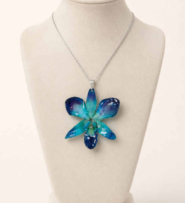Necklace with Real Dendrobium Sonia Blue & Purple Orchid in Resin