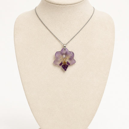 Μενταγιόν με Αληθινή Mini Ορχιδέα Phalaenopsis σε υγρό γυαλί