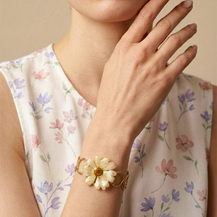 Cuff bracelet with real Anemone
