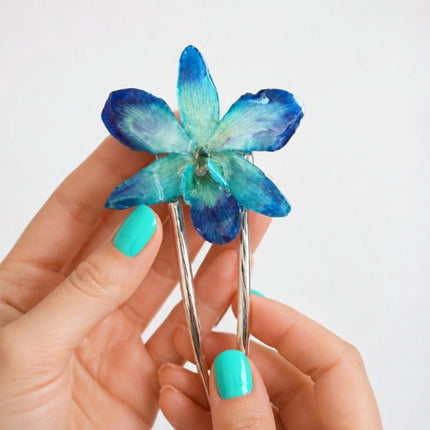 Hair Pin με Αληθινή Μπλε Ορχιδέα Dendrobium Sonia σε υγρό γυαλί