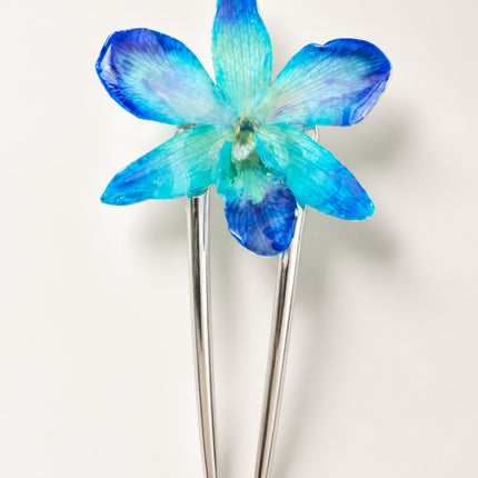Hair Pin με Αληθινή Μπλε Ορχιδέα Dendrobium Sonia σε υγρό γυαλί