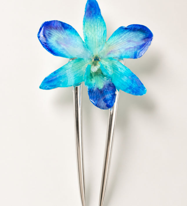 Hair clips with real mother's day flowers