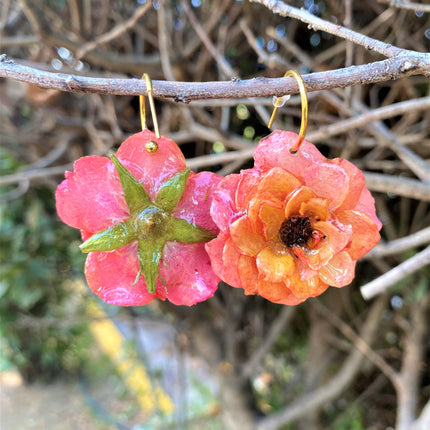 Real mini rose earrings