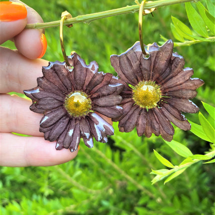 Real mini chrysanthemum earrings