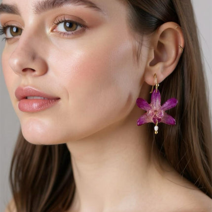 Mini orchid berry oda earrings
